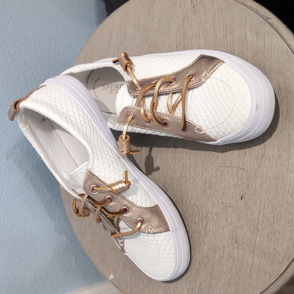 White and Rose Gold Sperry Woman's 8.5 Worn once - Picture 1 of 5